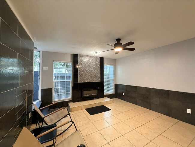 Photo - 9550 Deering Dr Unit 509