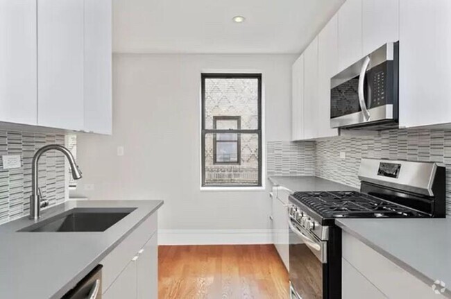 Building Photo - 41-60-60 Bowne St Unit 1d Rental