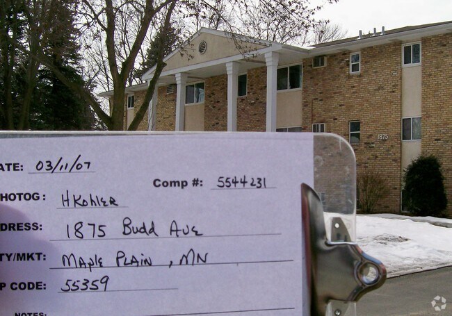 Maple Plain Apartments - Maple Plain Apartments