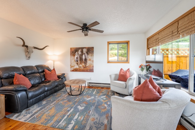 Photo - 1602 Indian Creek Frontage Rd