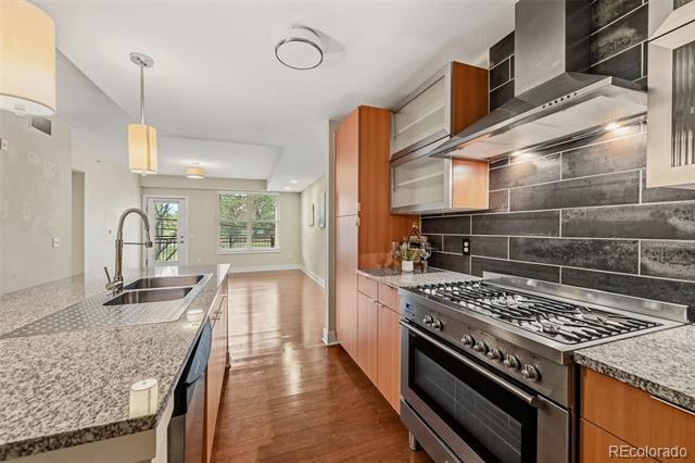 Photo - 2240 Clay St Unit 204