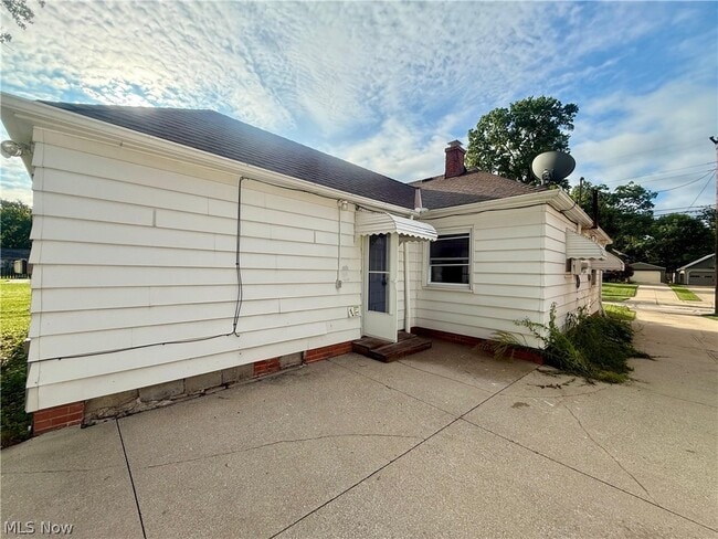 5363 Summit Rd
