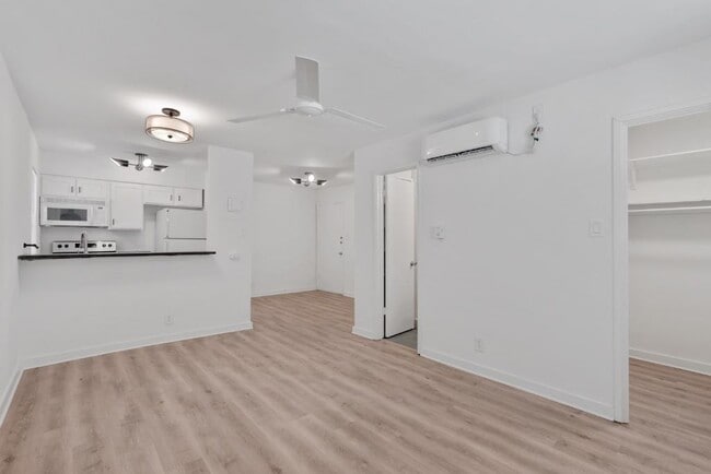 Photo - 4103 Speedway Apartment Unit 205