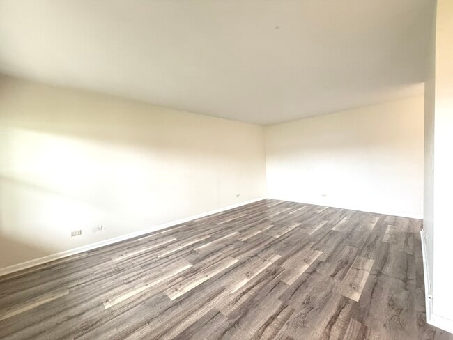 Photo - 575 Berry Ave Unidad 2F