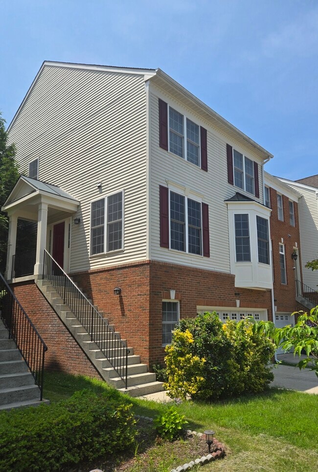 Building Photo - 25282 McIntyre Sq Rental