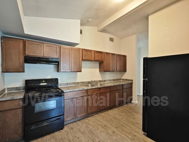 Photo - 8834 Darlington Dr