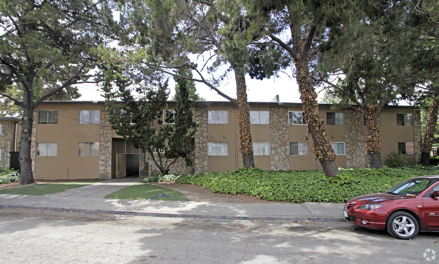 Brookpoint Apartments - Brookpoint Apartments