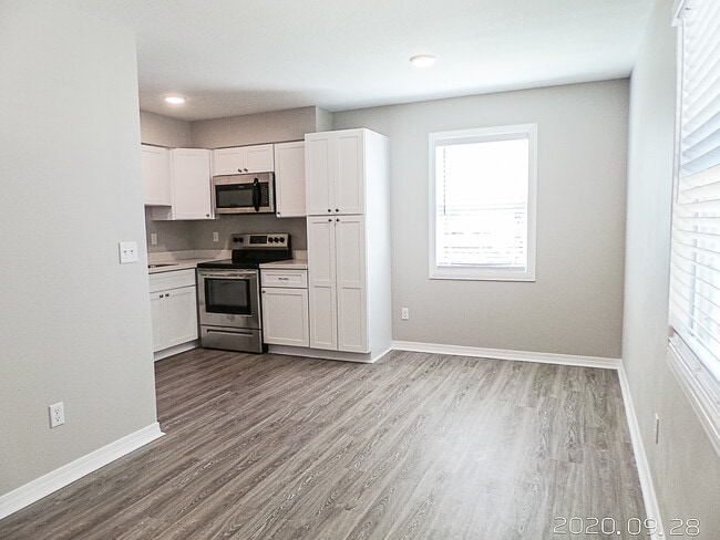 Photo - 723 S Berthe Ave