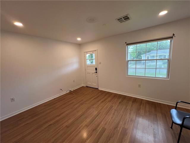 Photo - 708 Community St