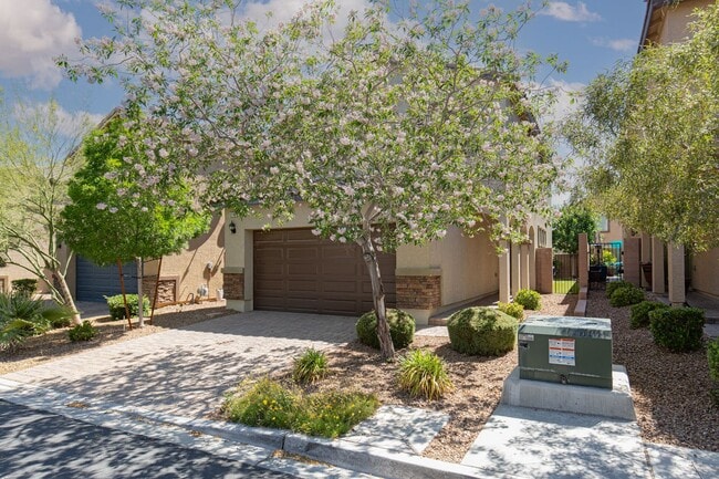 Photo - Convenient SW location 3 bedroom 2.5 Bath plus loft
