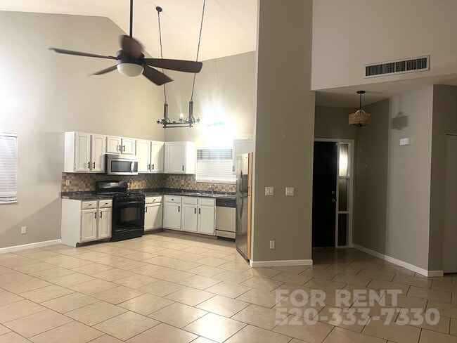 Photo - 3001 W Hampshire Ct