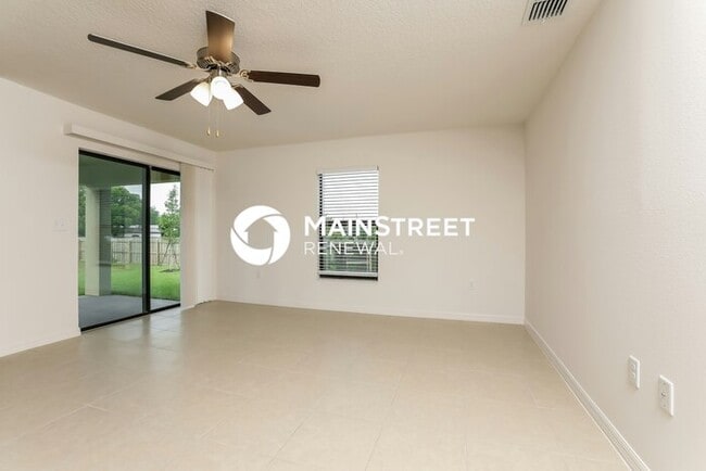 Photo - 5 Bedroom Pet-Friendly Home in Leesburg, F...