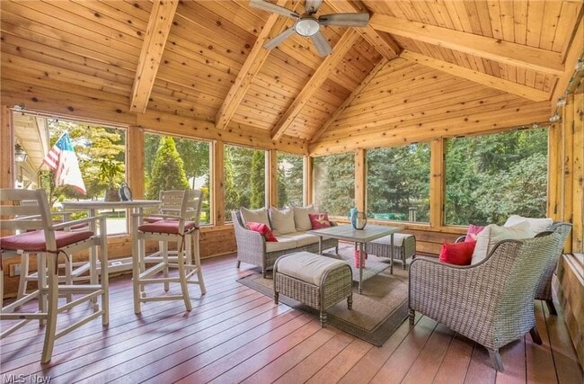 Photo - 8432 Hilltop Dr