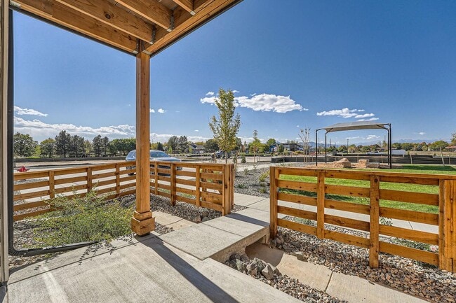 Building Photo - 2502 Colt Wy