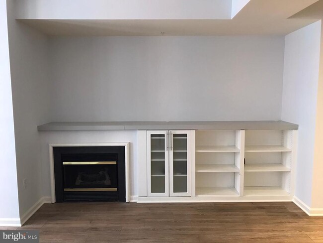 Photo - 715 6th St NW Apartment Unit 604
