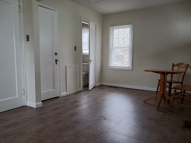 Dining or office area - 32 Duquesne Ave Unit 32 Duquesne Avenue
