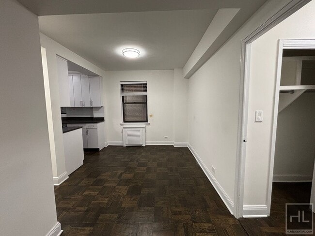Photo - BEEKMAN PLACE Unit 2B