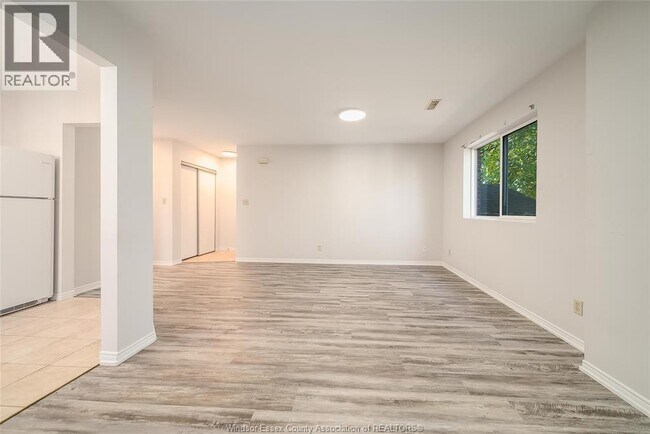 Photo - 1970 Daytona Ave