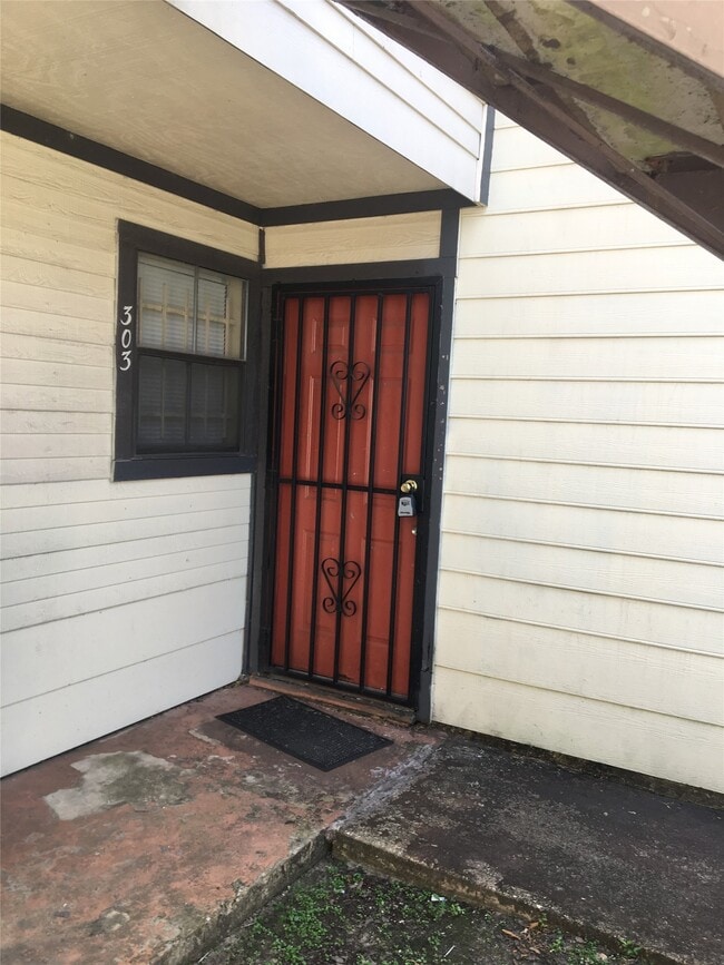 Photo - 13480 S Thorntree Dr Unit 303