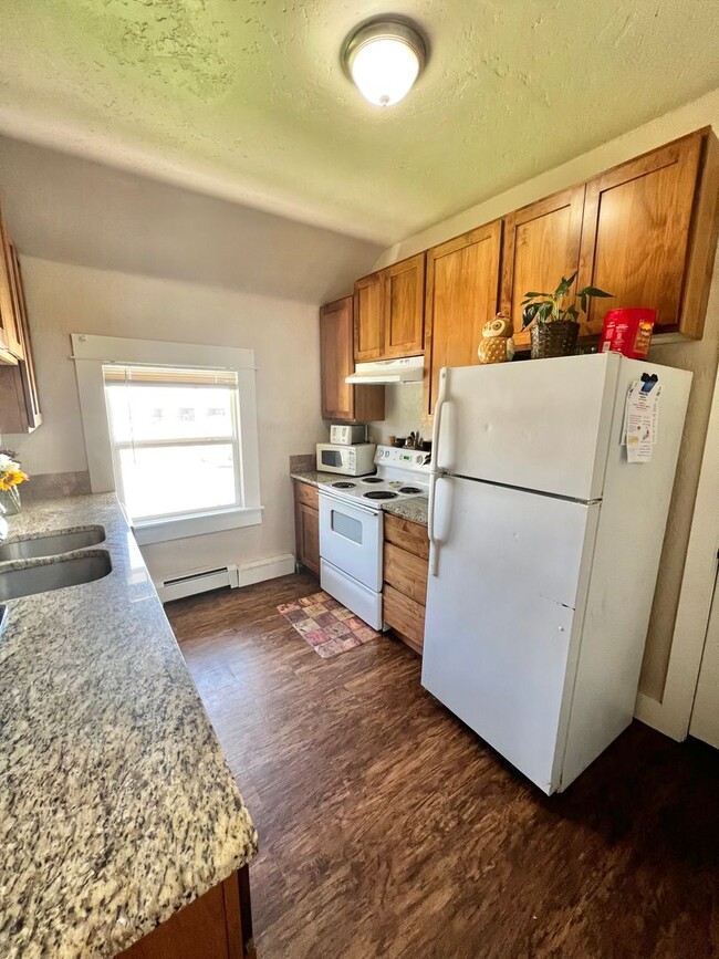 Photo - Johnstown Apartments (KC-KS) Unit 08