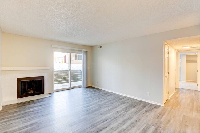 Riva Ridge Apartments