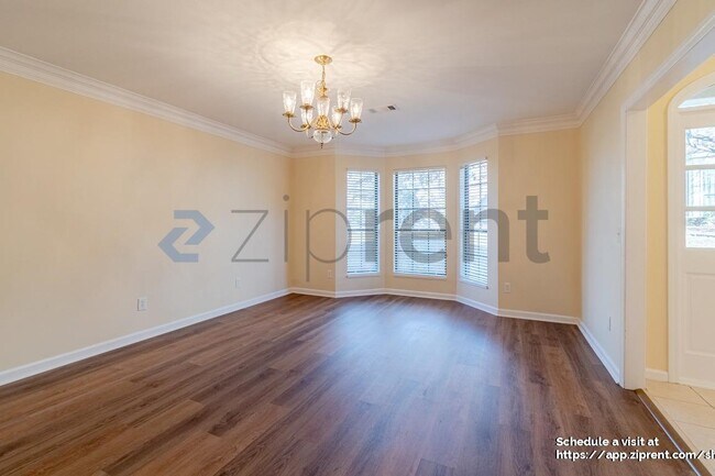 Building Photo - 8533 Sawyer Brown Rd