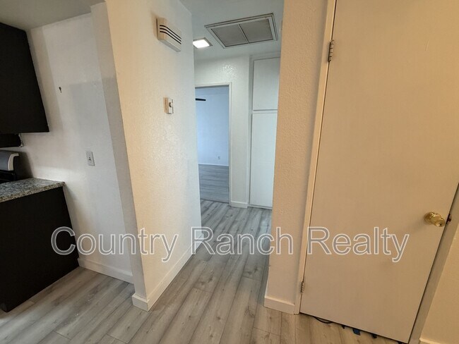 Photo - 5718 Sunrise Dr