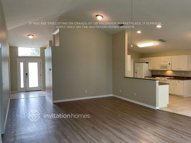 Photo - 1121 Hartbourne Ln