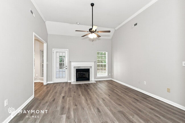 138 Daventry Dr