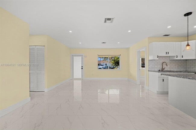 Photo - 6851 SW 48th Terrace