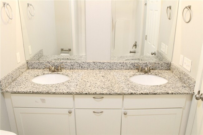Photo - 5007 SW Fieldstone Blvd