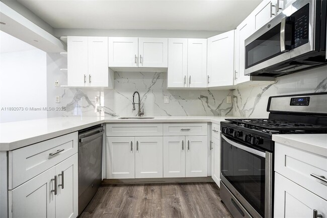 Photo - 6211 SW 116th Pl