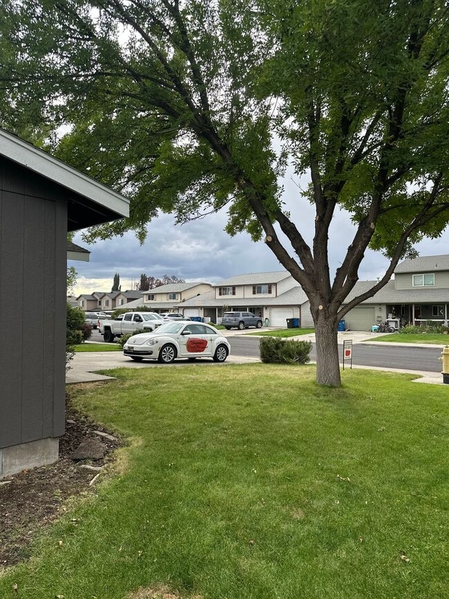 Photo - NE 7th St Duplex - 00000-07TH-00 Unit 1538