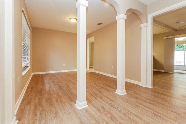 Photo - 1352 Ranchwood Dr
