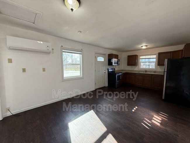 Photo - 201 N Irving Ave Unit B