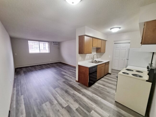 Photo - Lake Phalen Place