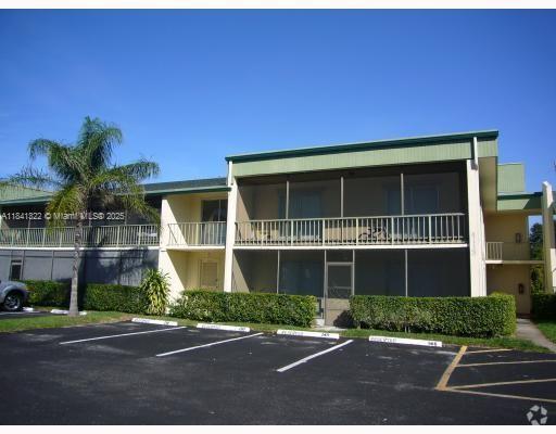 Building Photo - 4113 NW 88th Ave Unit 203 Rental