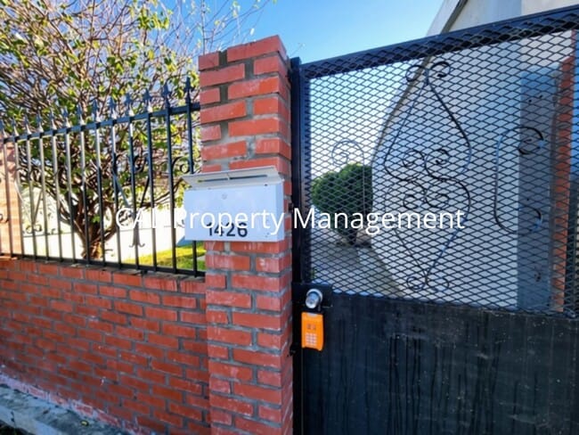 Building Photo - 1426 Amador Cir