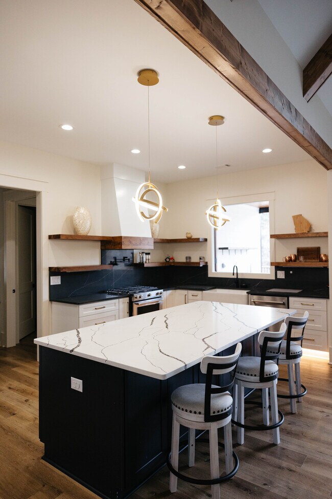 Photo - 1031 Pinehurst Dr