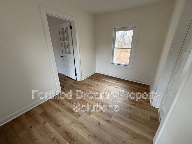 Photo - 429 Peeden Dr