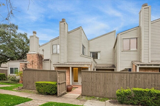 Photo - 1615 Prairie Mark Ln