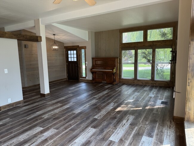 Photo - 3171 Horse Thief Dr