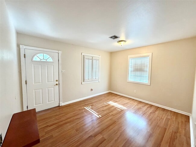 Photo - 4275 Bethel Blvd