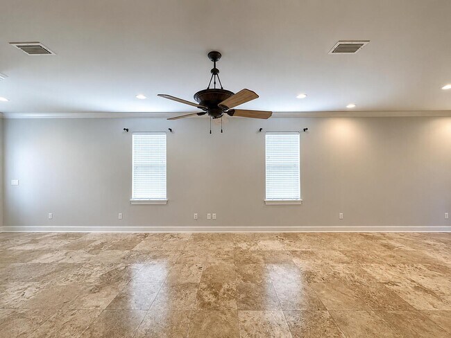 Photo - 241 Inverrary Dr