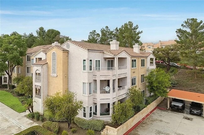 Photo - 2525 San Gabriel Way Unidad 108