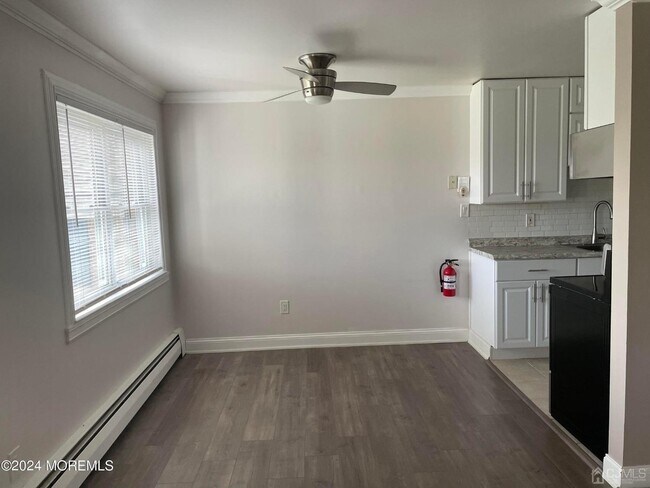 60 Manchester Ct Unit E
