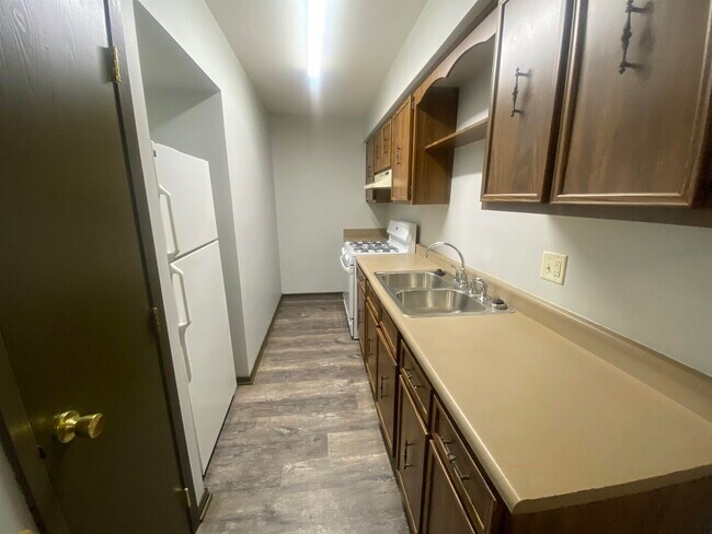 Photo - 1326 E 38th St Unit 12