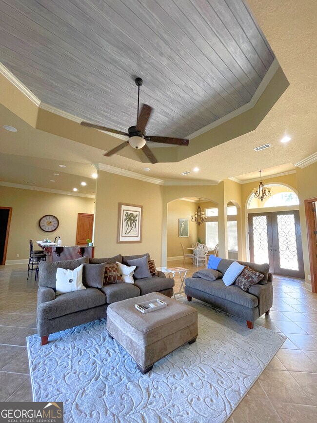 Photo - 208 Serpentine Dr