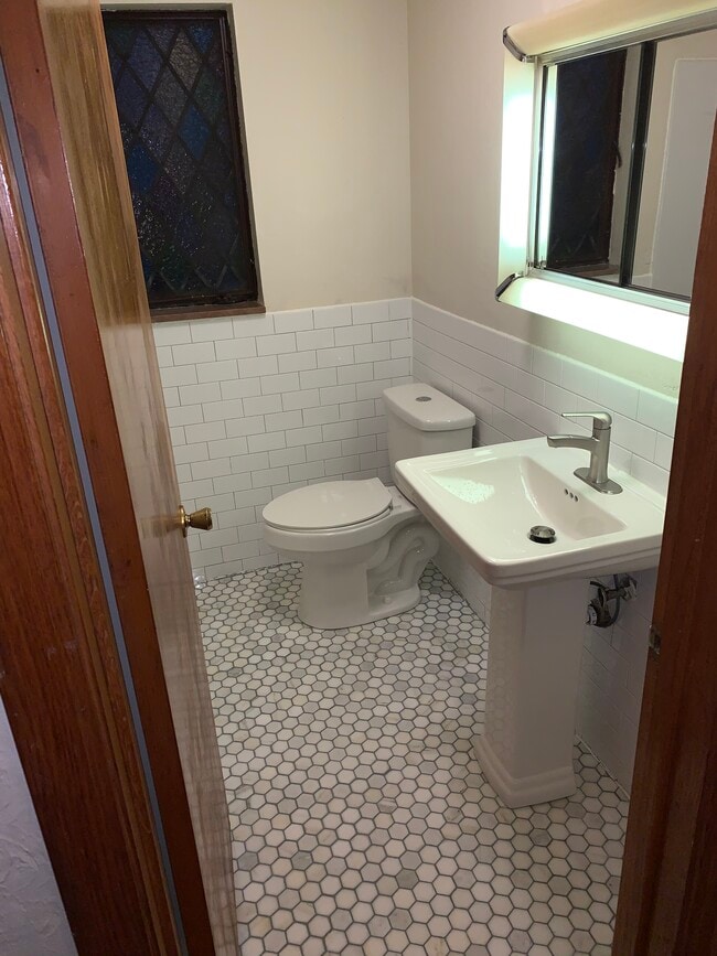 Photo - 20 Reichold Rd