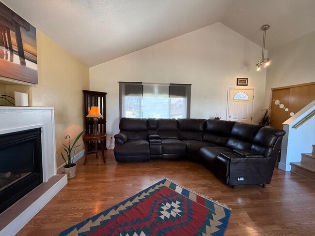 Photo - 2708 Rawahs Way